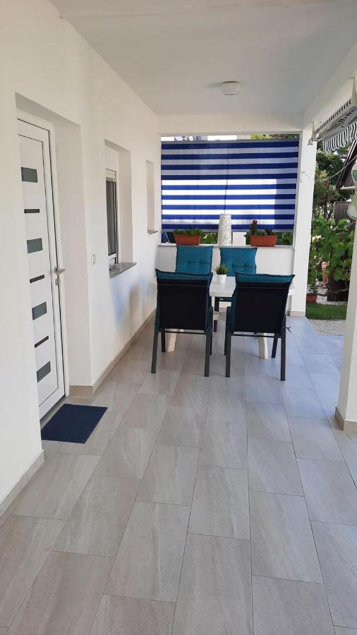Apartmani Popovic Nin Exterior photo