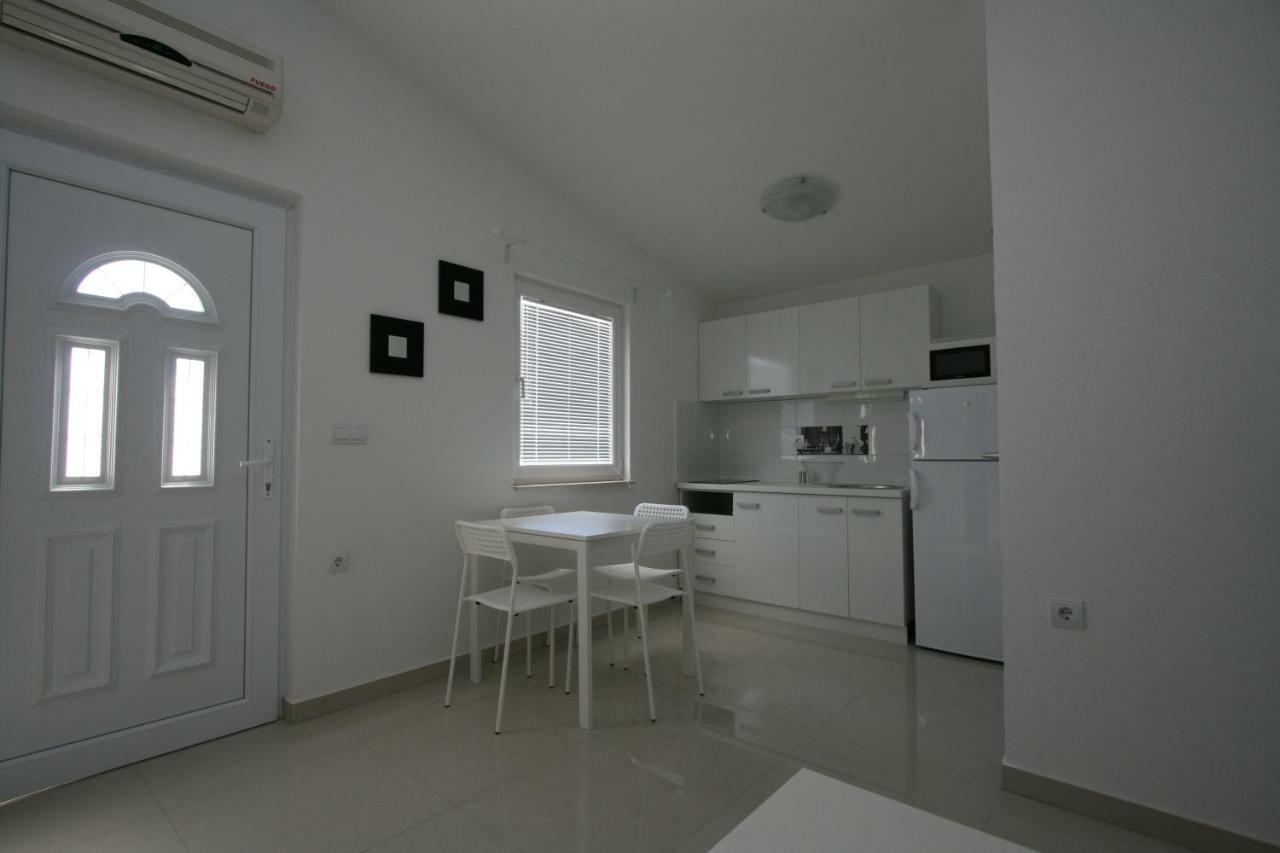 Apartmani Popovic Nin Exterior photo