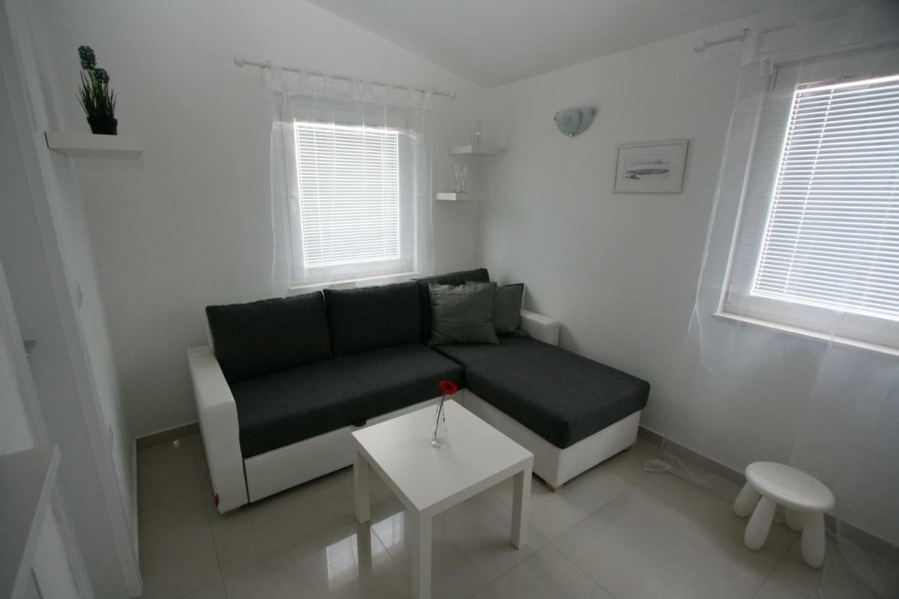 Apartmani Popovic Nin Exterior photo